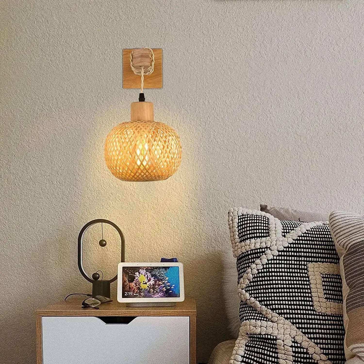 Chic Bamboo Wall Lamp - Handcrafted Retro Pendant Light